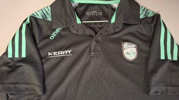 Kerry GAA O'Neills Gaelic Football Jersey (Adult Large) FREE POST