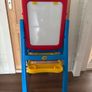 crayola kids easel Image 2