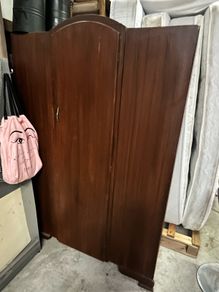 wardrobe