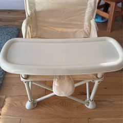Selling a baby camping/beach chair.