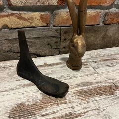 vintage Shoemaker