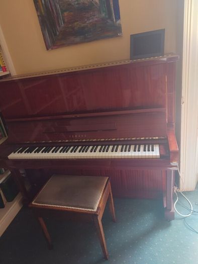 Yamaha U3