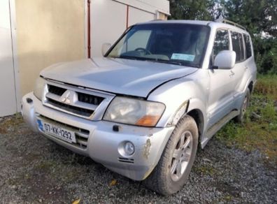 Mitsubishi Pajero 2007 for parts or repair.