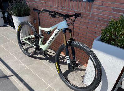 Orbea Rise M10 Carbon Size M Excellent Condition Only 1,500 km