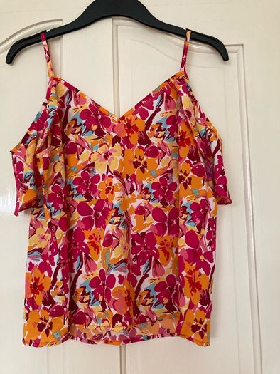 ladies tops