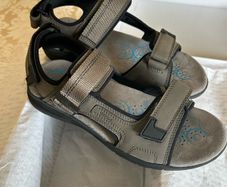 mens sandals