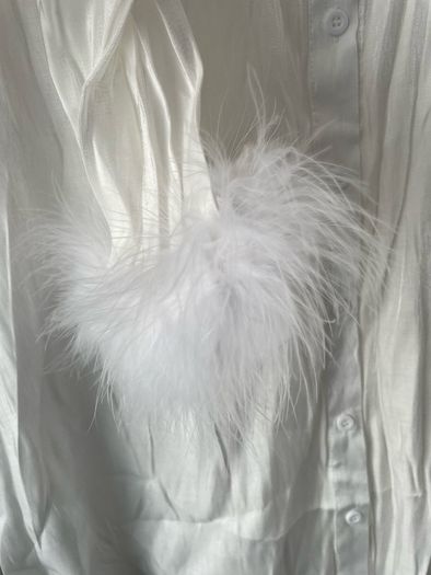 Boohoo oversized shimmer feather shirt size 10