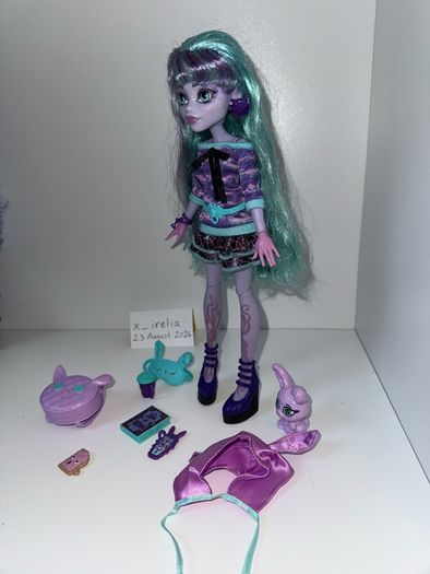 monster high twyla