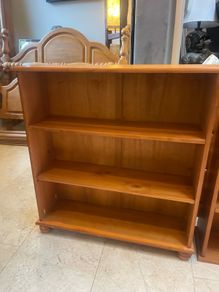 Wooden Shelf Unit - Bookcase In Good Condition - Can Deliver