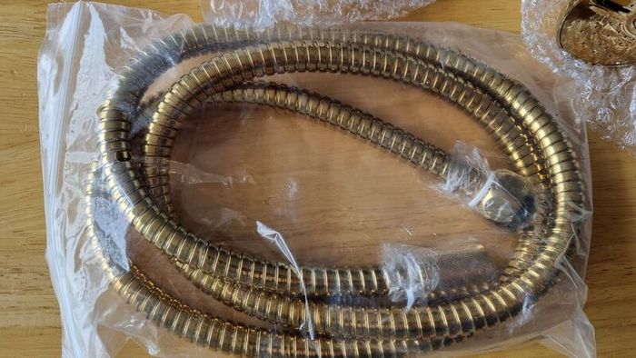 NEW Vintage Gold Colour Brass Bathroom Bath Tub Mixer Tap with Hand Shower
