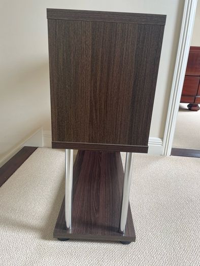 Occasional table