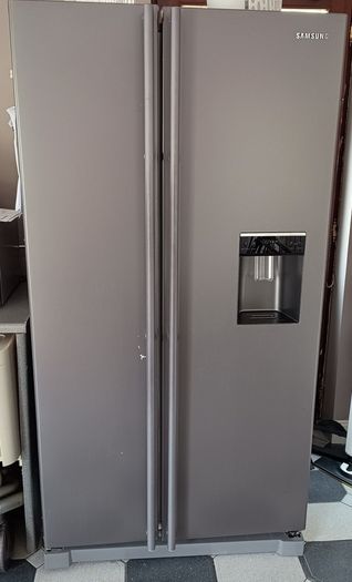Samsung American fridge freezer