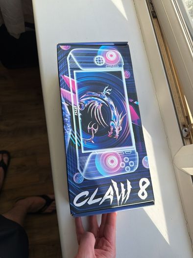 MSI Claw 8ai+