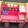 Dolls House and Carriage Image 3