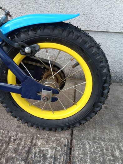 paw patrol 12 inch bike