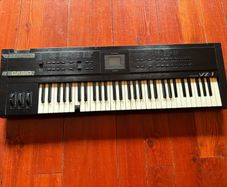 Vintage Casio VZ-1 Digital Synthesizer Keyboard 1980's