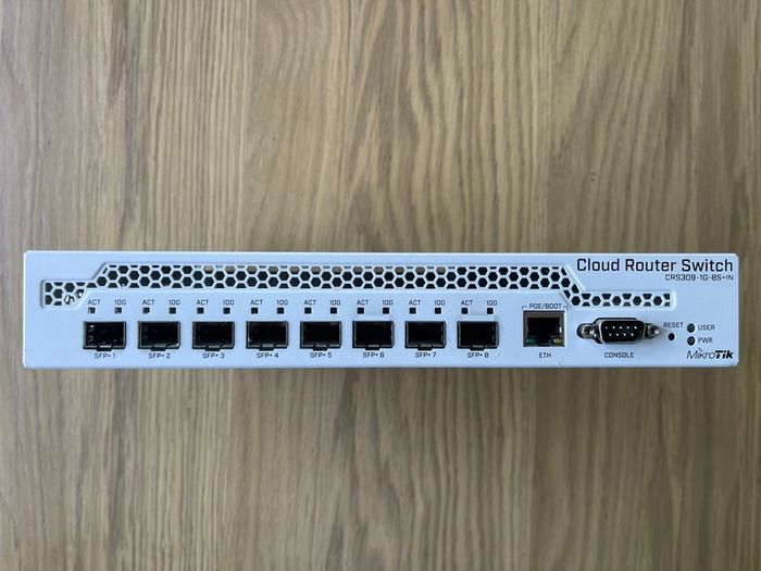 Mikrotik Crs309-1g-8s+in