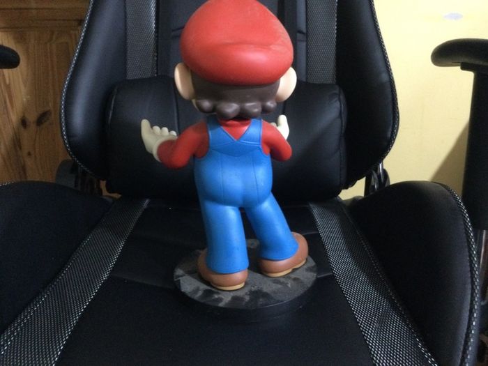 Super Mario