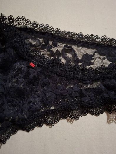 Obsessive suspender belt