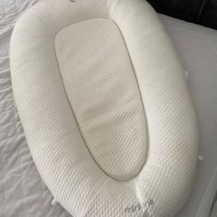 Baby nest pod