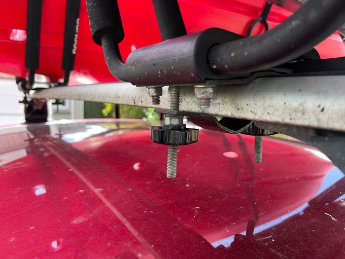 2 pairs of Kayak J bars