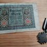 WWI German Hindenburg Cross Medal + 1920 100 Mark Banknote / Military & Currency Bundle Image 2