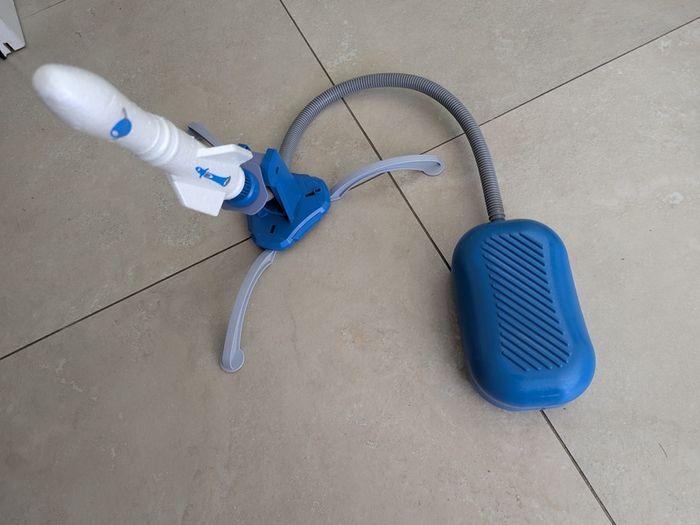 Air rocket launcher