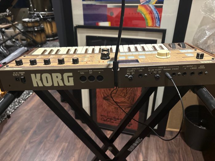 Korg microKORG Synthesizer
