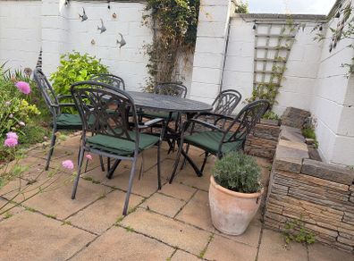 Garden Table and x6 chairs