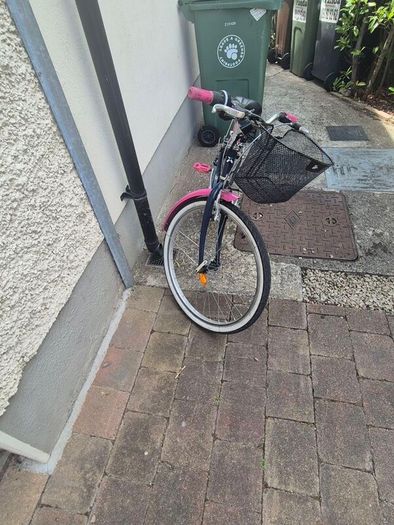 Girls 24" bike