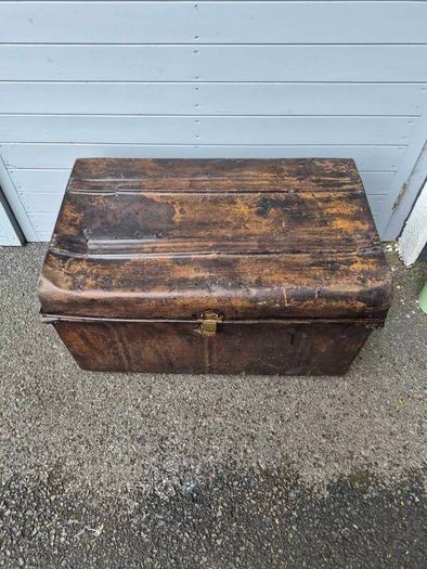 Vintage Metal Chest Trunk Box