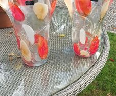 Newgrange vases, as new, tall colourful, D18