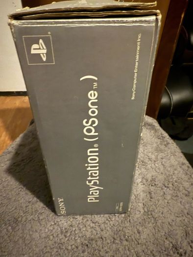 PlayStation 1 slim boxed