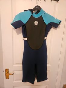 womens wetsuit