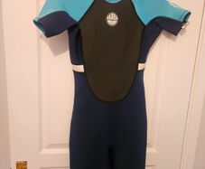 womens wetsuit