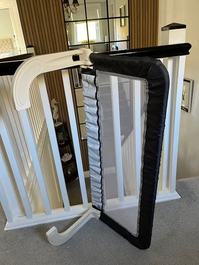 Set of two Portable bed safety frames