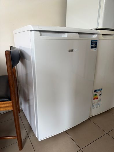 Beko Small Fridge/Freezer