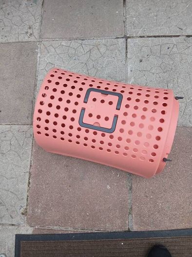 pet carrier