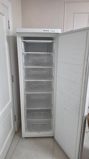 Upright Freezers