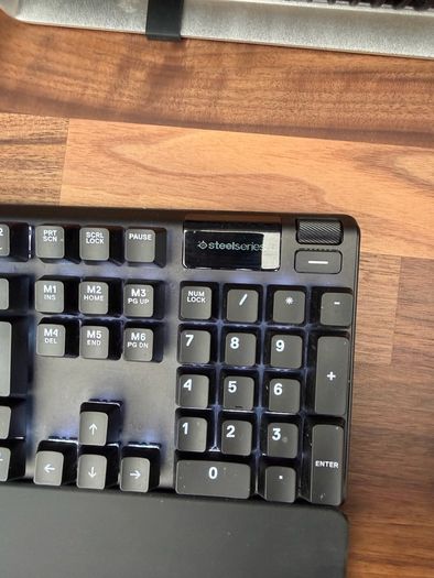 Steelseries Apex Pro - Full size