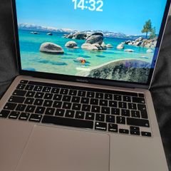 MacBook Pro 2020, 13-inch, 16gb ram, 512gb storage, 941 cycle count battery, like new condition