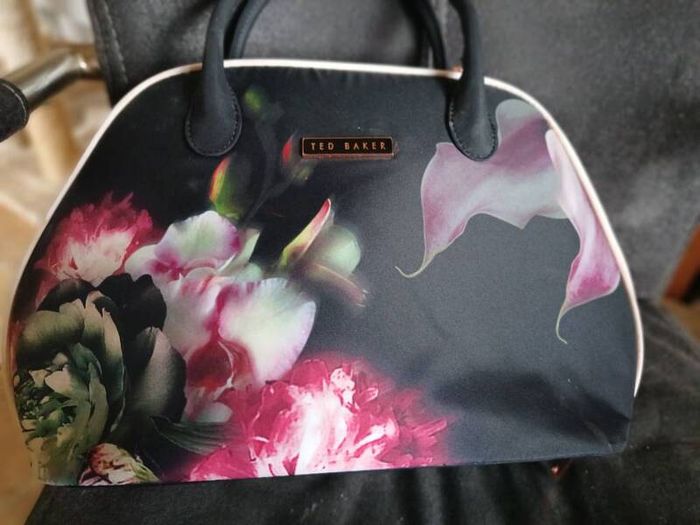 New TED BAKER Cosmetic Bag