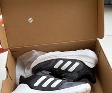 Adidas Tensaur 3.0 EL C trainer - size uk 11K, color: grey and white -NEW