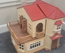 Sylvanian Family House & Accessories