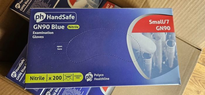 Gloves powder free