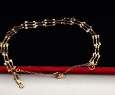 gold bracelet
