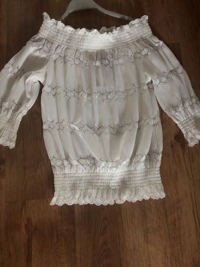 River Island White off shoulder Top BNWT