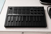 AKAI mpk mini professional keyboard