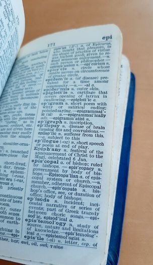 Collins Pocket English dictionary