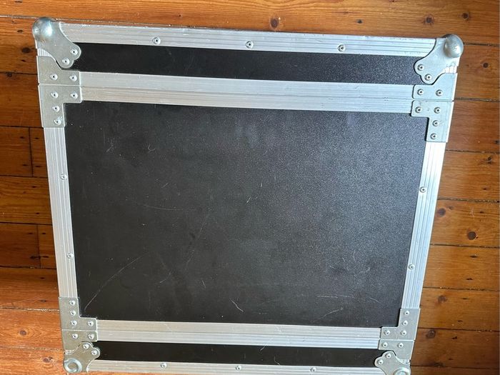 Flight Case 19" 4U Shockproof Flightcase warehouse